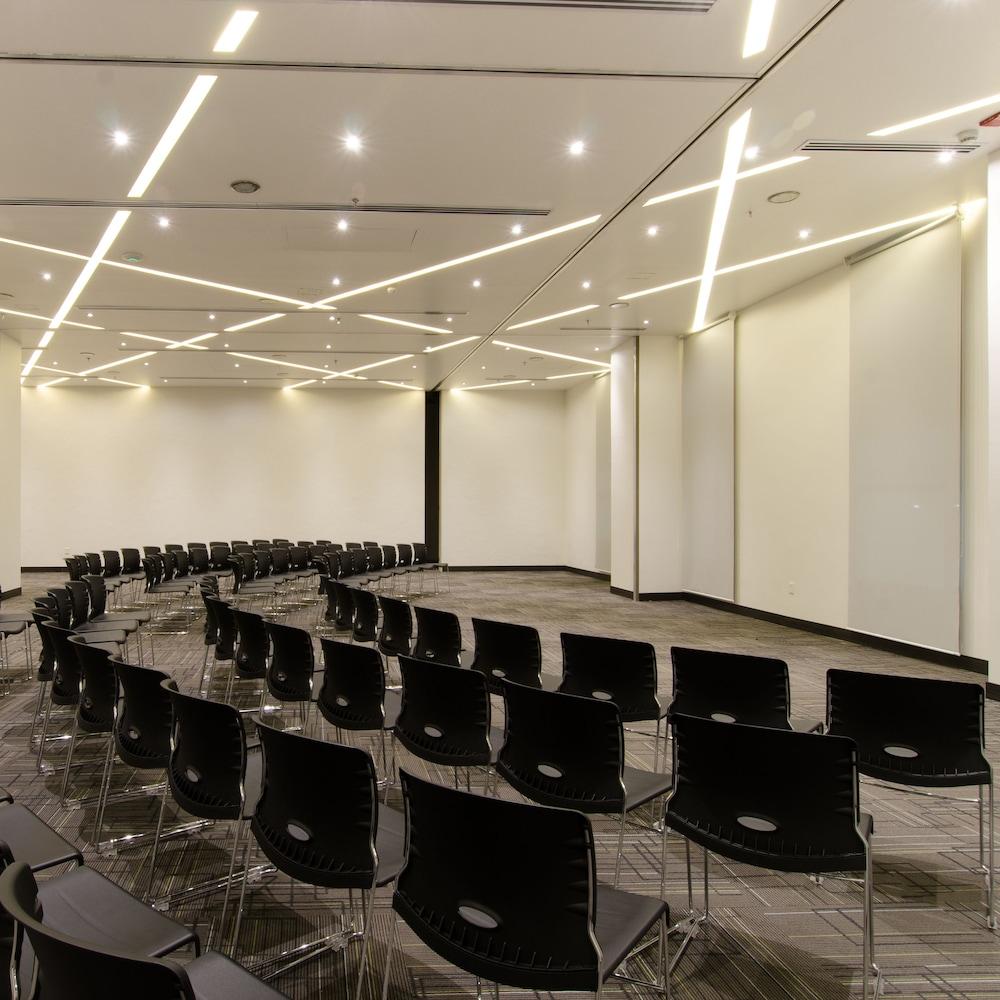 Ramada Encore By Wyndham Guadalajara Sur Palomar Exteriér fotografie
