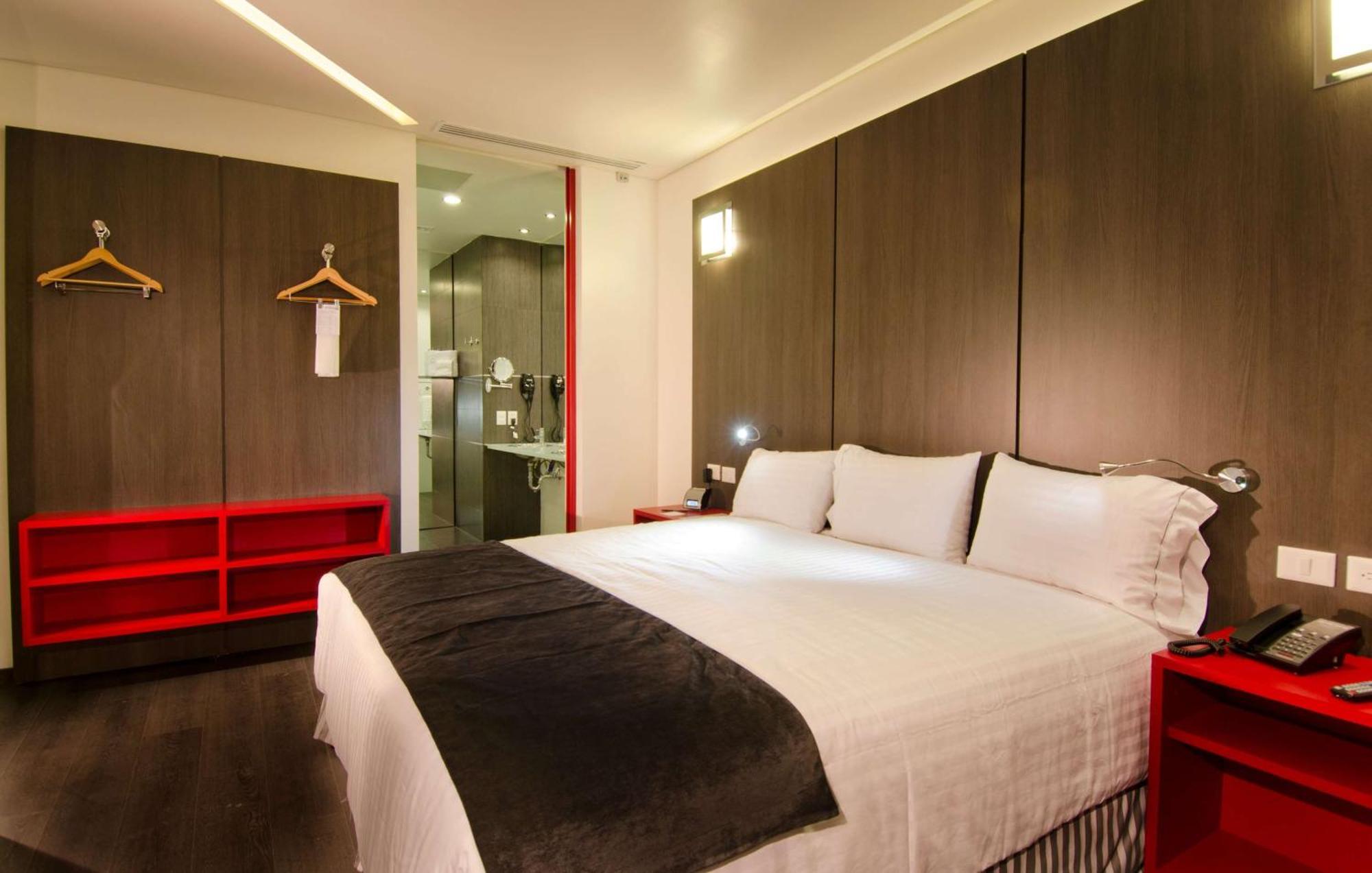 Ramada Encore By Wyndham Guadalajara Sur Palomar Exteriér fotografie