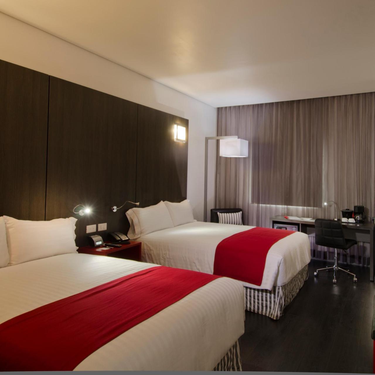 Ramada Encore By Wyndham Guadalajara Sur Palomar Exteriér fotografie
